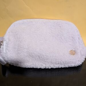 lululemon Everyday Fleece Belt Bag With Gold Hardware